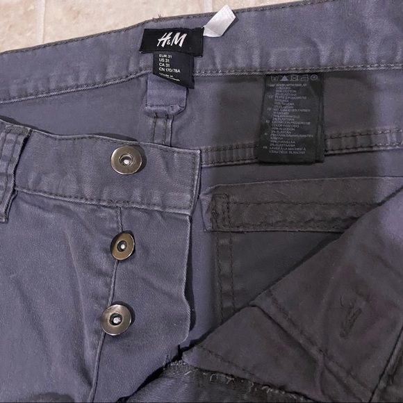 H&M grey Button up Jeans - Picture 4 of 4